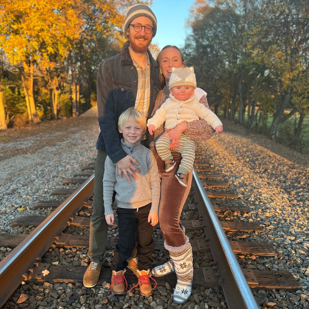 Meet your Posher, Logan